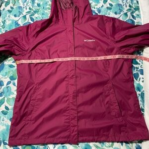 Columbia Women's Trench Coat - Burgundy